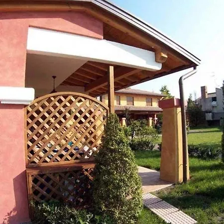 別荘 Ferienhaus Fuer 6 Personen Ca 50 Qm In Bibione, Adriakueste Italien Und Umgebung - B59969 *