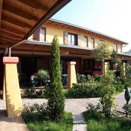 Casa de Férias Ferienhaus Fuer 6 Personen Ca 50 Qm In Bibione, Adriakueste Italien Und Umgebung - B59969
