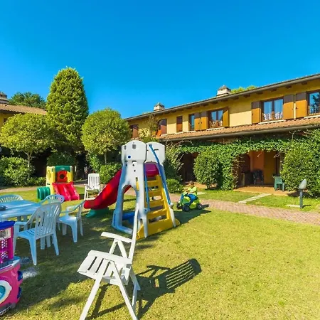 Ferienhaus Fuer 6 Personen Ca 50 Qm In Bibione, Adriakueste Italien Und Umgebung - B59969 Casa de Férias Bibione